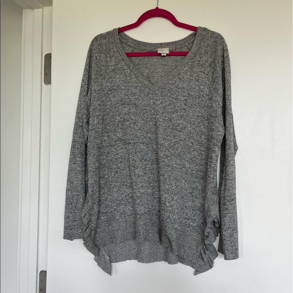 Anthropologie 9his StCL gray v neck sweater w/ ruffle slits on sides
